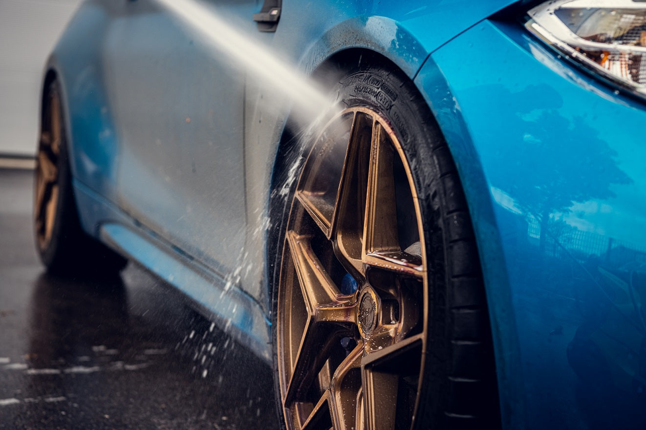 DIT ZIJN DE MEEST GESTELDE VRAGEN OVER AUTO WASSEN