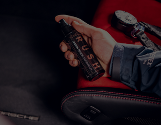 Geur uit auto verwijderen: complete gids tegen rook, hond en muffe lucht