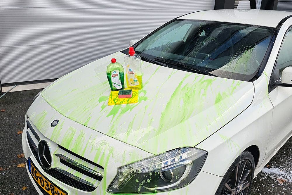 Rush Nooit Je Auto Wassen Met Afwasmiddel